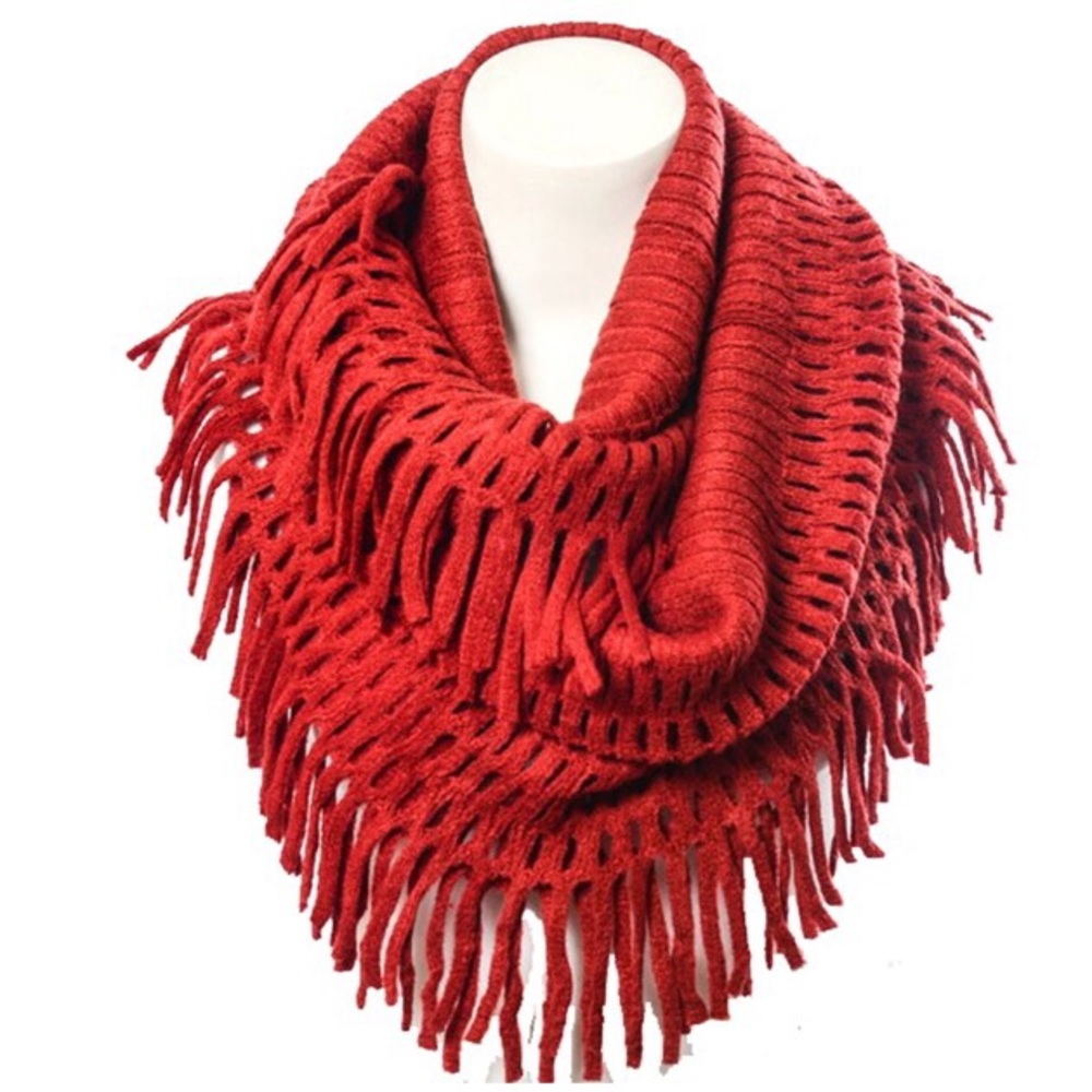 Red boho chenille fringe infinity scarf - Picture 3 of 3